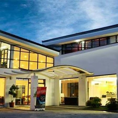 Discover Boracay Hotel Kalibo Luaran gambar